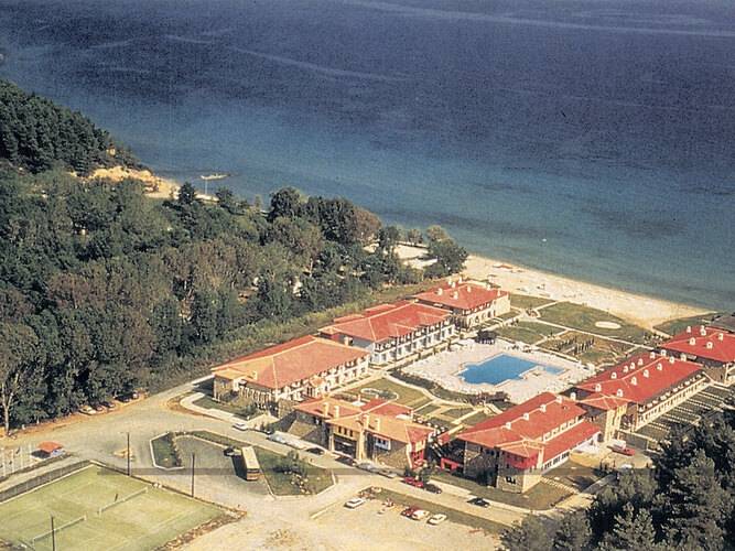Simantro Beach