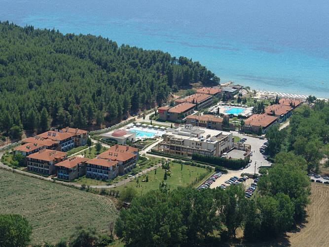 Simantro Beach