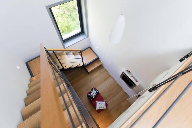 Twentyone Hotel