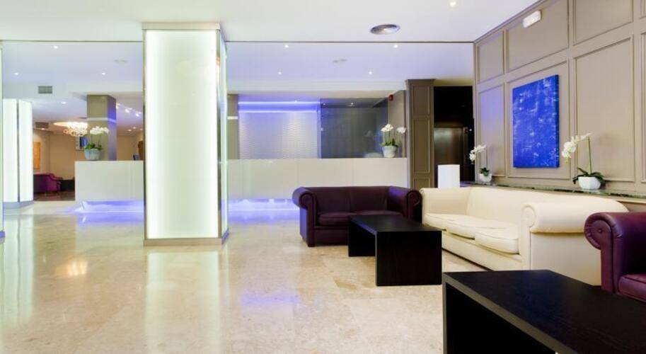 Globales America Hotel