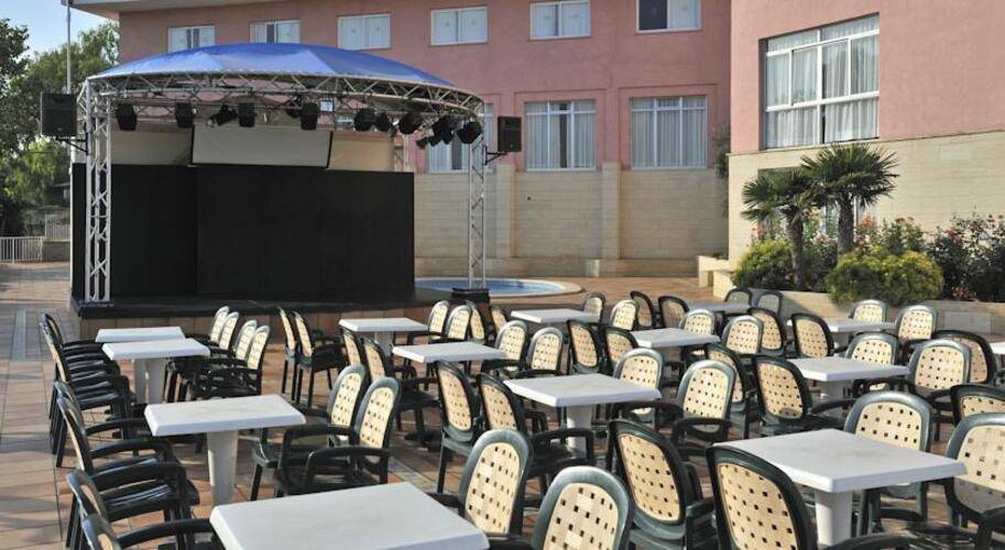 Globales America Hotel
