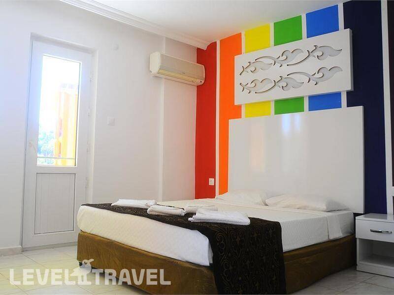 Фотография Rainbow Castle Hotel