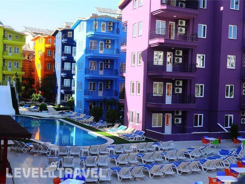 Фотография Rainbow Castle Hotel