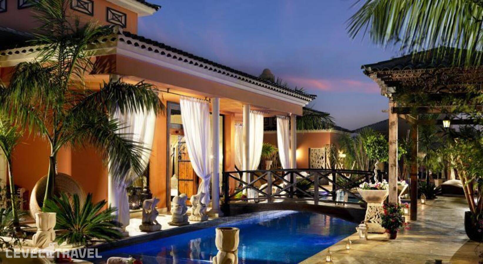 Royal Garden Villas