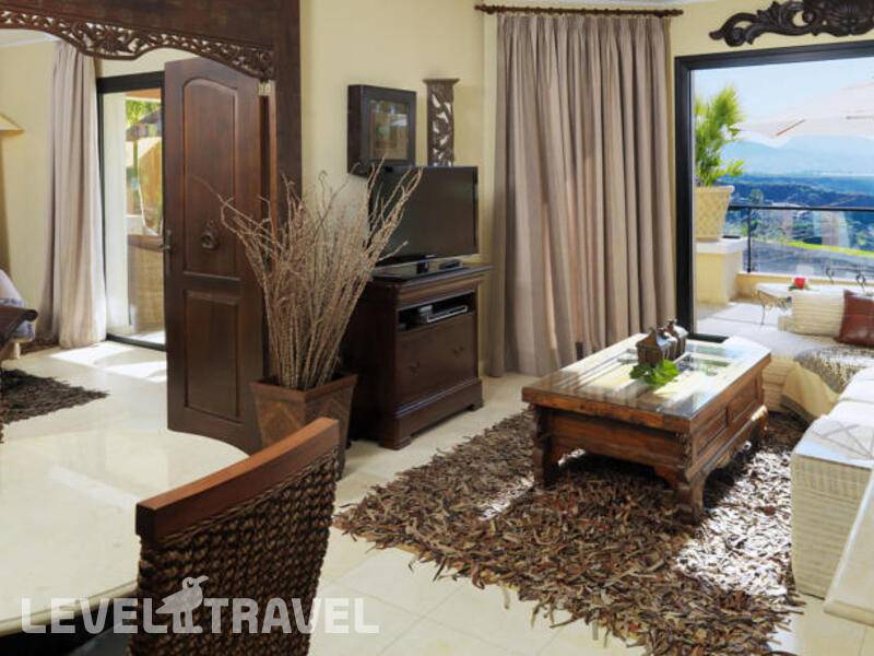 Фотография Royal Garden Villas