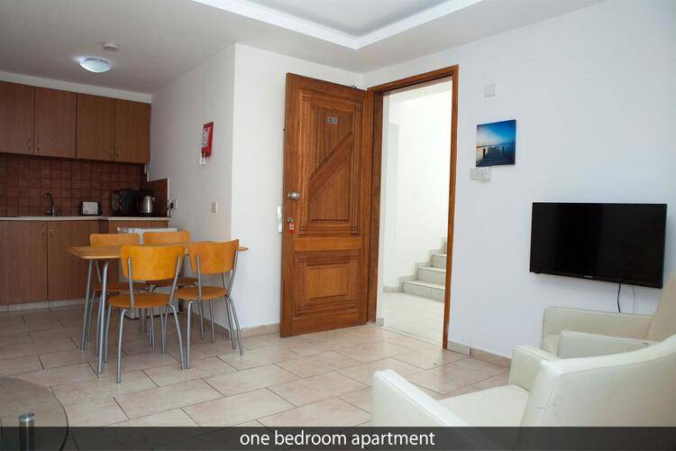 Alecos Hotel Apts