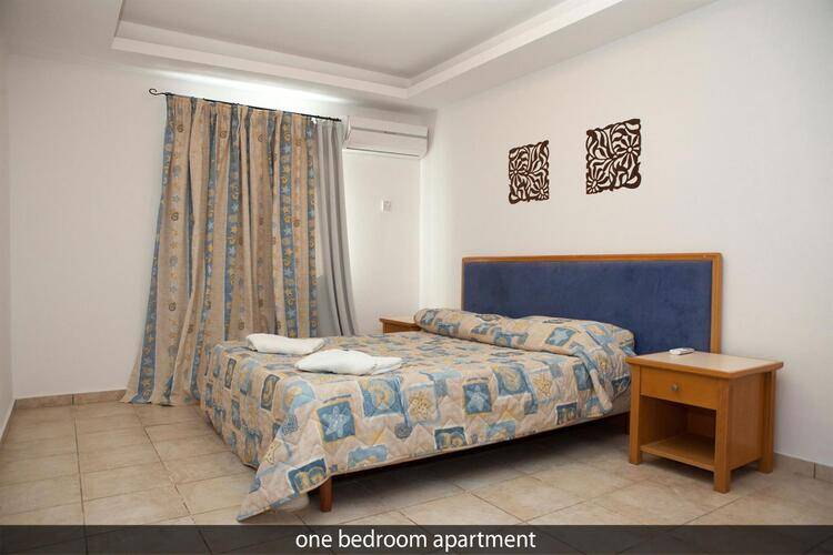Alecos Hotel Apts