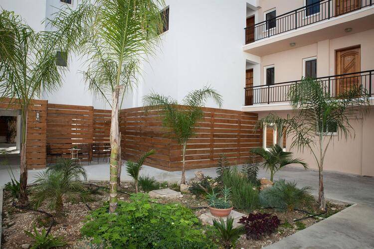Alecos Hotel Apts