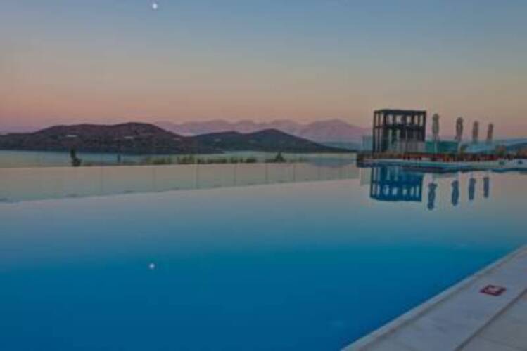 Royal Marmin Bay Boutique & Art Hotel (Adults Only 16+)