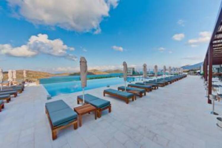 Royal Marmin Bay Boutique & Art Hotel (Adults Only 16+)