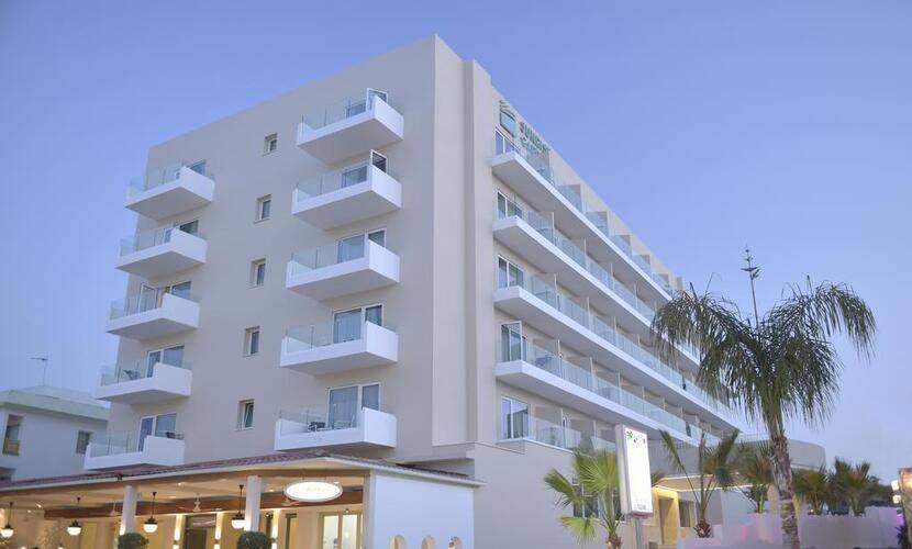 Sunrise Gardens Hotel