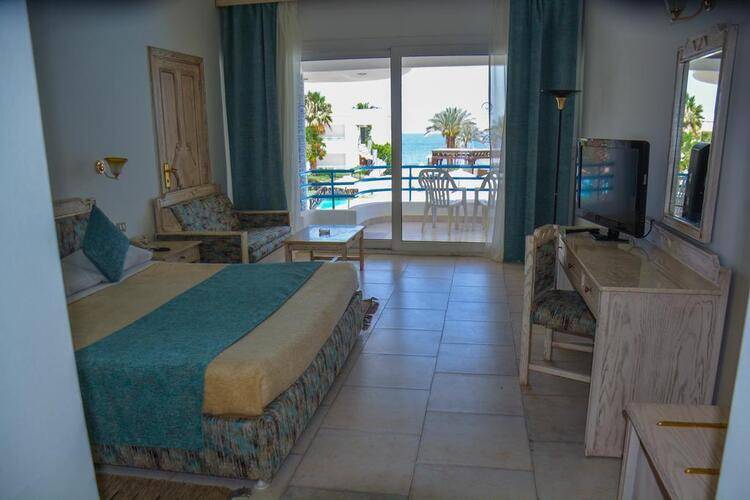 Queen Sharm Resort View & Beach