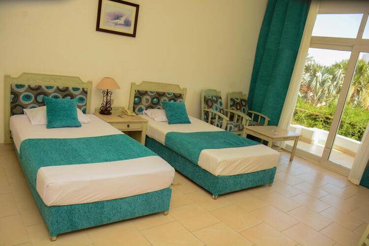 Queen Sharm Resort View & Beach