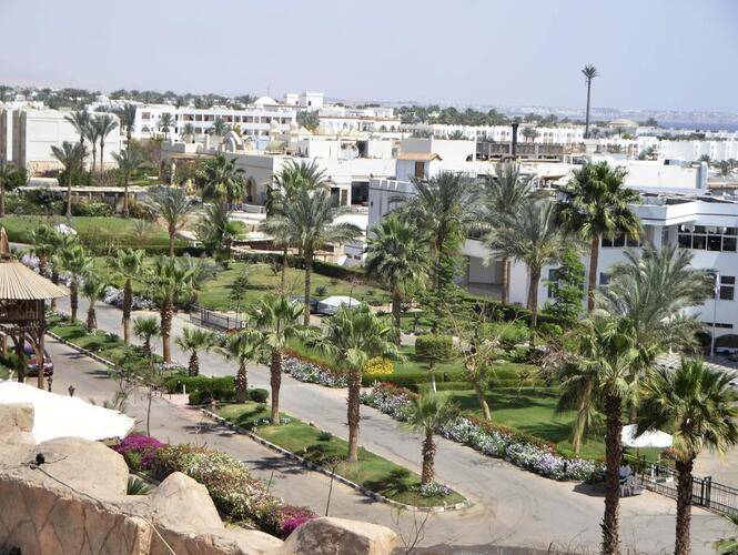 Queen Sharm Resort View & Beach