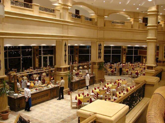 Queen Sharm Resort View & Beach