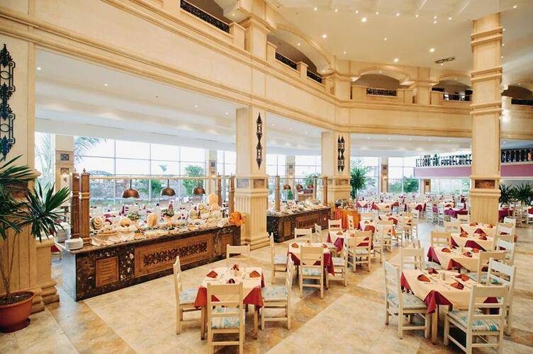 Queen Sharm Resort View & Beach