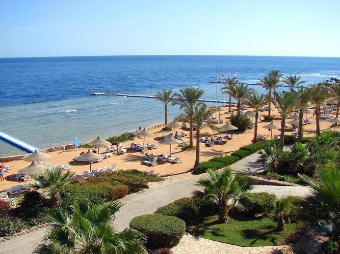 Queen Sharm Resort View & Beach