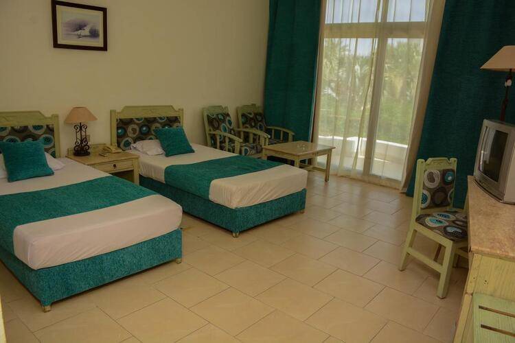 Queen Sharm Resort View & Beach
