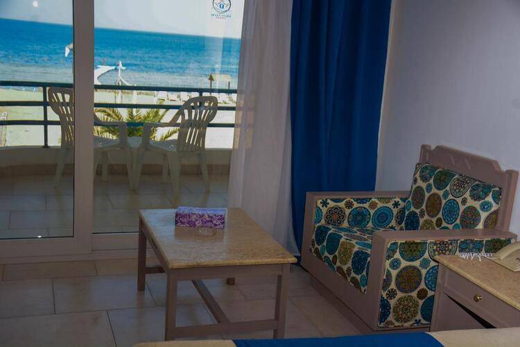 Queen Sharm Resort View & Beach