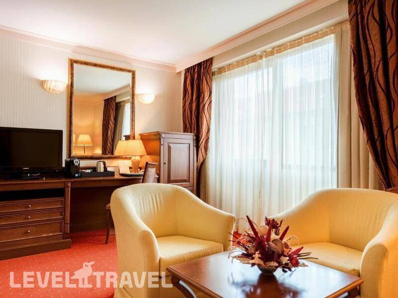 Фотография Crystal Palace Hotel