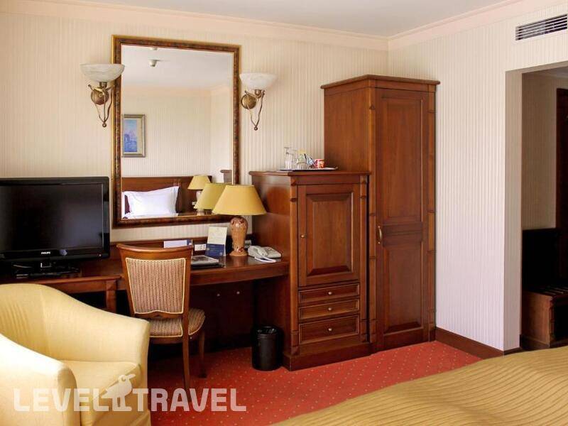Фотография Crystal Palace Hotel