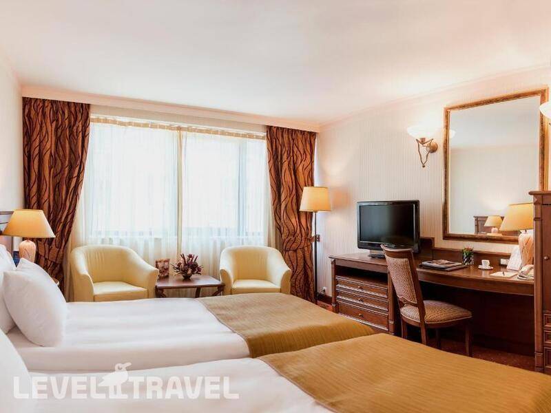 Фотография Crystal Palace Hotel