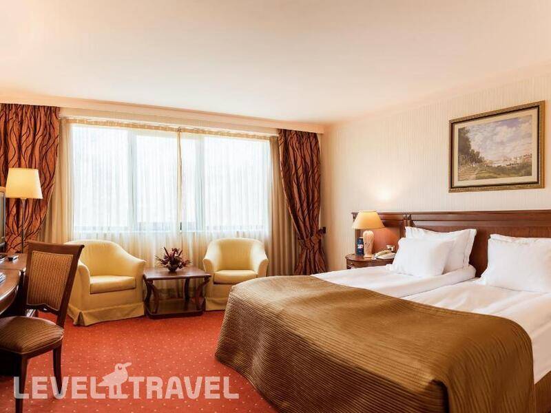 Фотография Crystal Palace Hotel