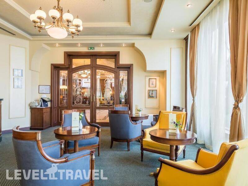 Фотография Crystal Palace Hotel