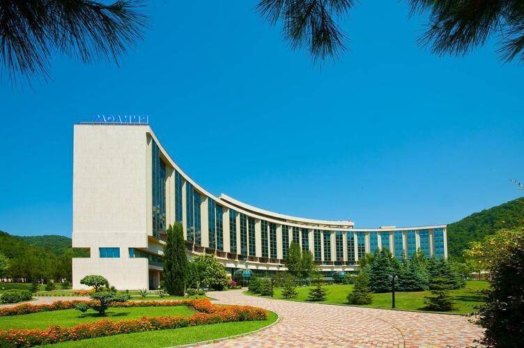 Молния Отель