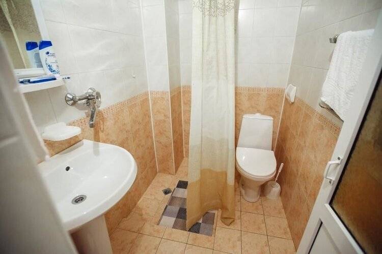 Ренессанс Отель