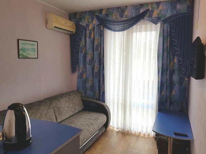 Отель Южный Берег