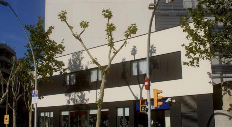 Travelodge Barcelona Poblenou — фото 26