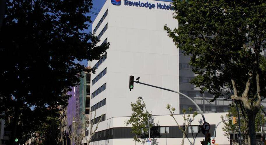 Travelodge Barcelona Poblenou — фото 4