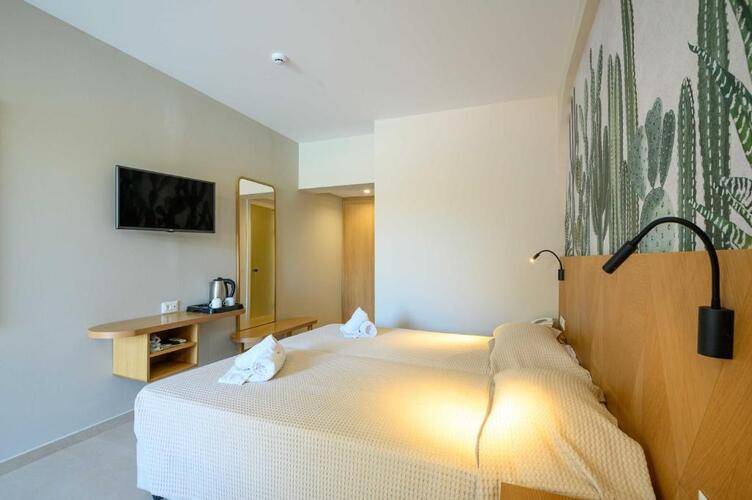 Malia Bay Beach Hotel & Bungalows