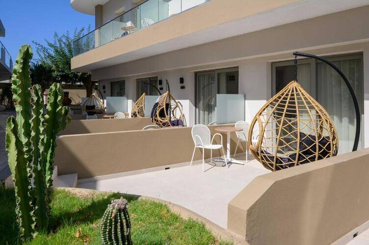 Malia Bay Beach Hotel & Bungalows