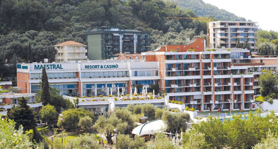 Maestral Apartments