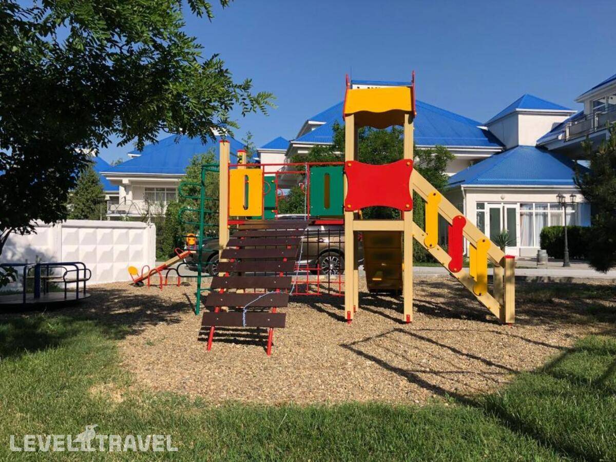 Изображение отеля 8