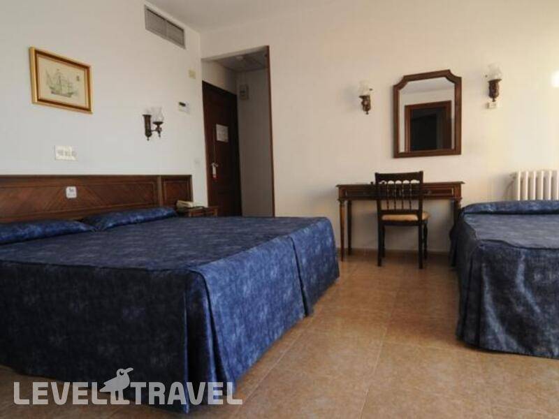 Фотография Almirante Hotel