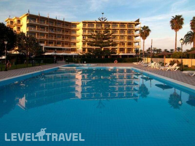 Фотография Almirante Hotel