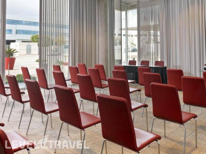 Фотография Holiday Inn Elche Hotel
