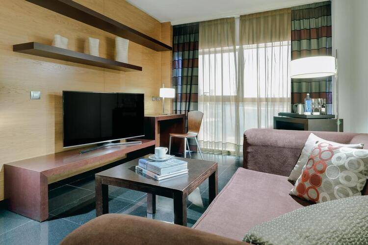 Hesperia Fira Suites Hotel — фото 20