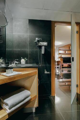 Hesperia Fira Suites Hotel — фото 19