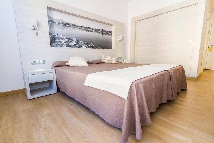 EIX Alcudia Hotel (Adults Only 18+)