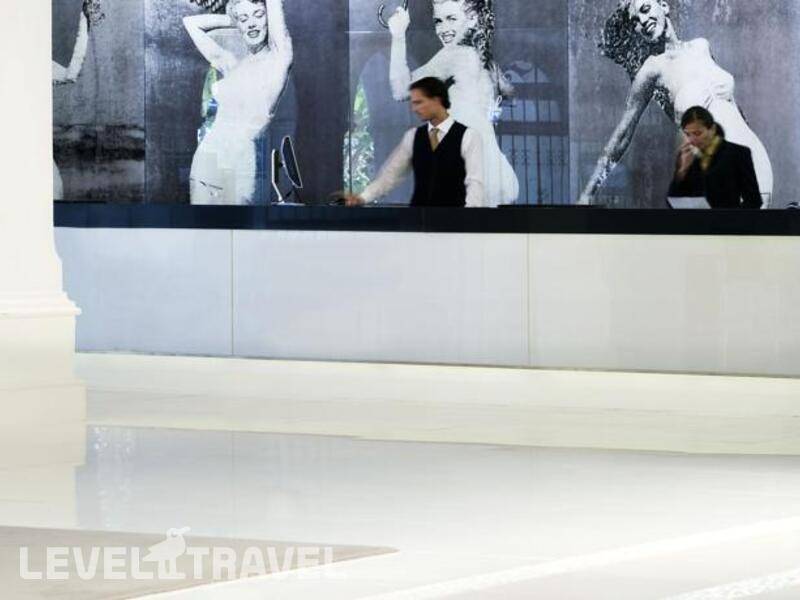 Фотография H10 Andalucia Plaza Hotel