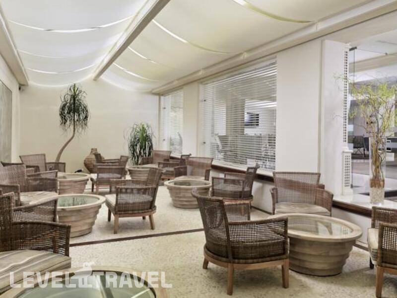 Фотография H10 Andalucia Plaza Hotel