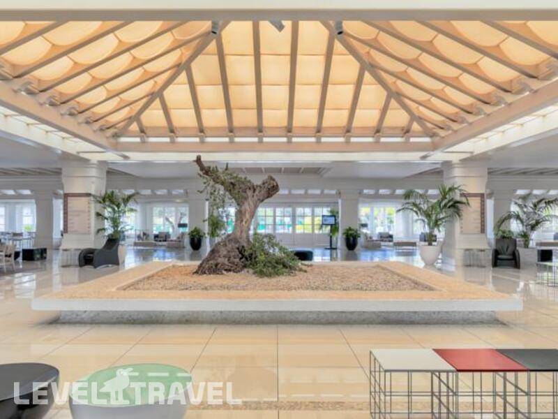 Фотография H10 Andalucia Plaza Hotel