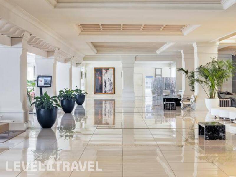Фотография H10 Andalucia Plaza Hotel