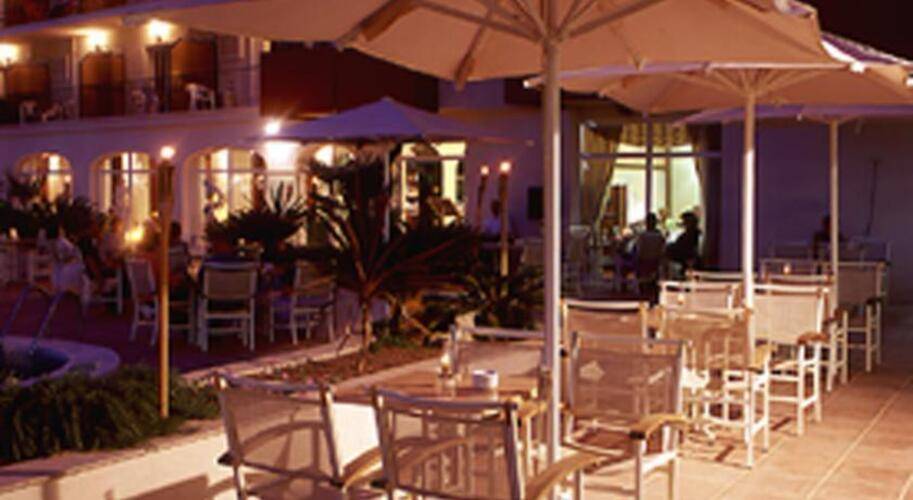 Monica Hotel
