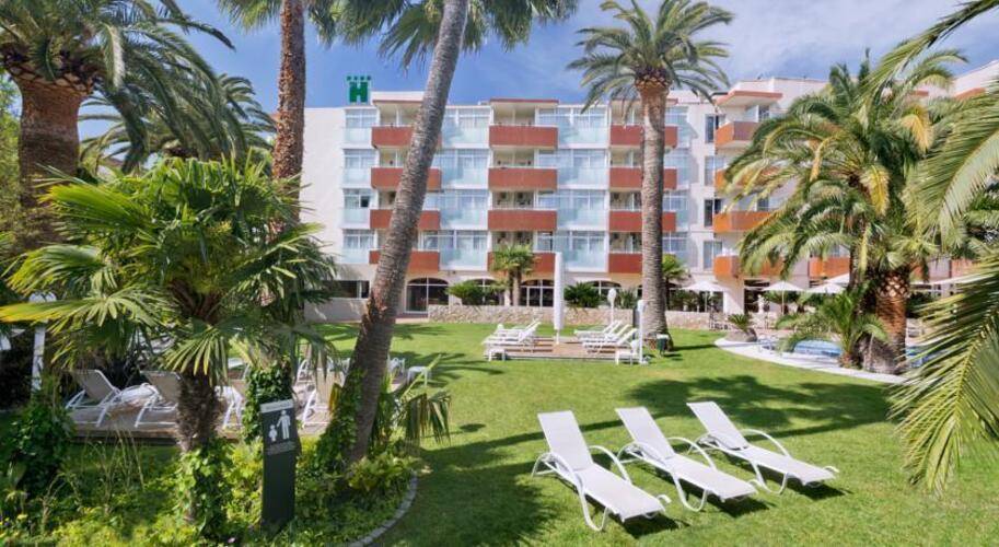 Monica Hotel