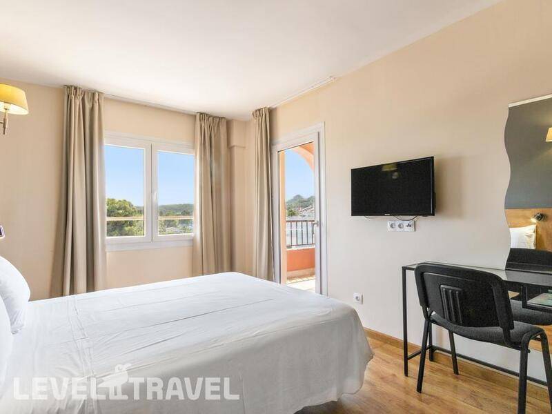 Фотография Santa Ponsa Pins Hotel